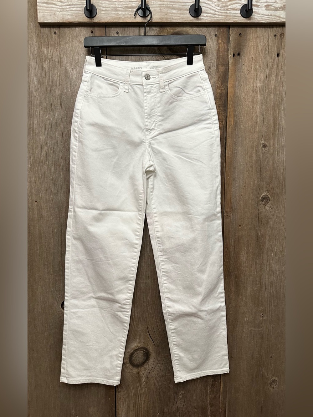 Old Navy High Rise Wow Loose Jeans in Calla Lily White Size 2 Women’s
